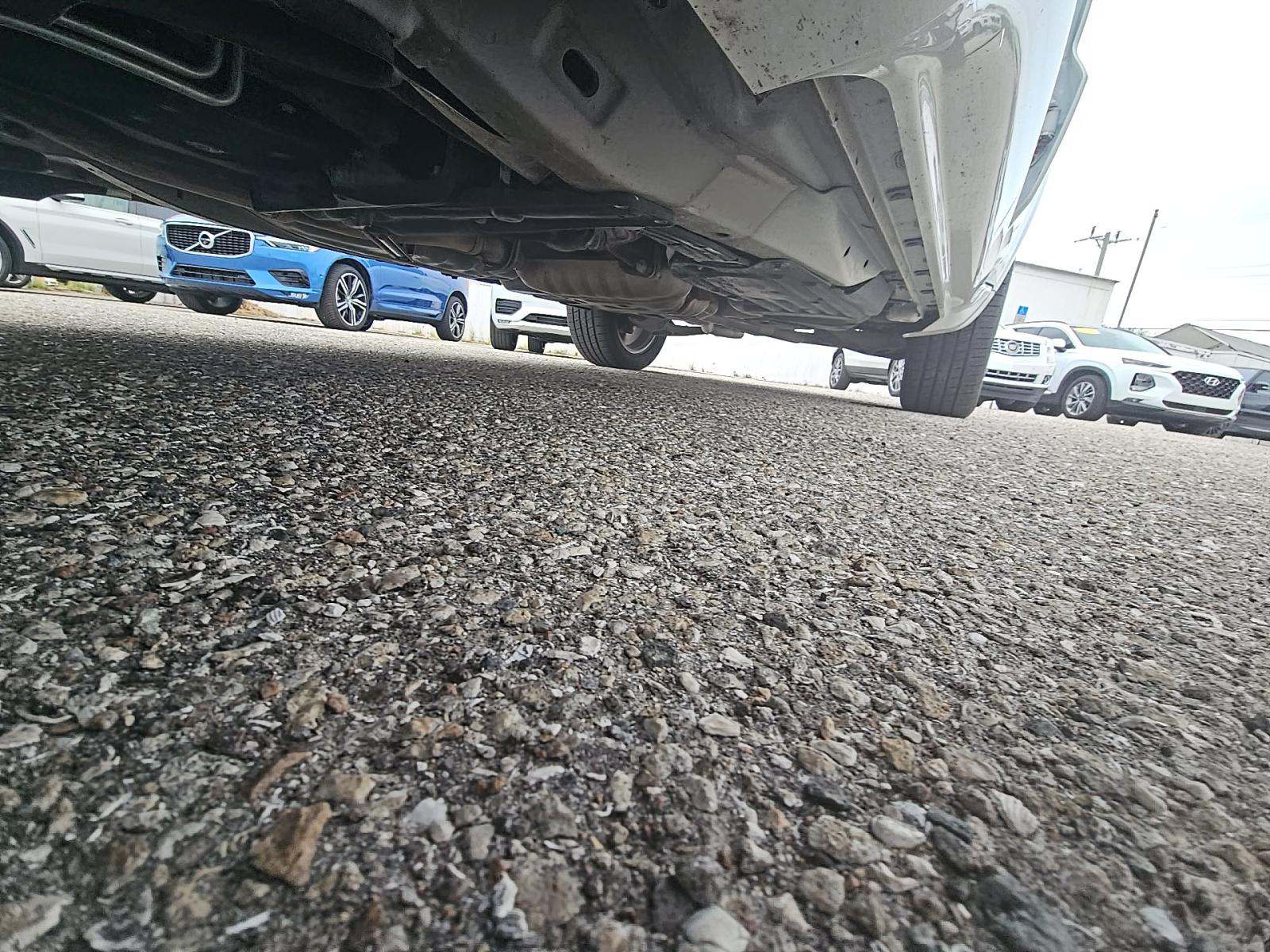 2019 Jeep Grand Cherokee Overland RWD