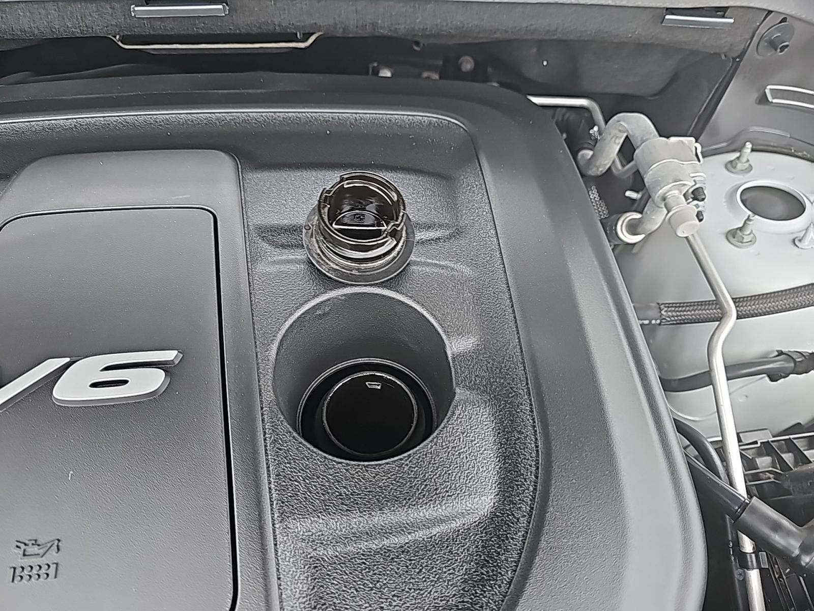 2019 Jeep Grand Cherokee Overland RWD