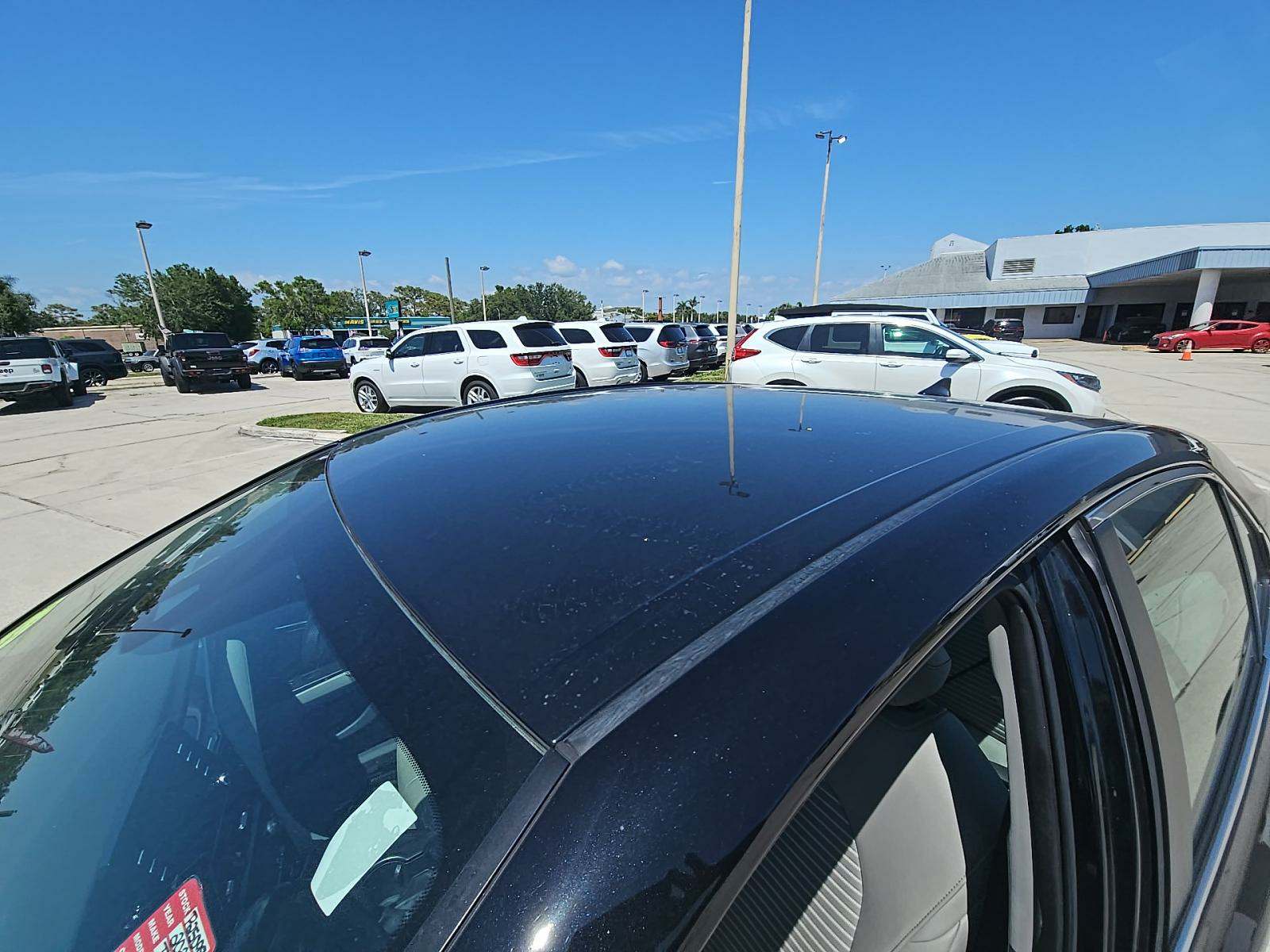 2022 Toyota Camry SE FWD