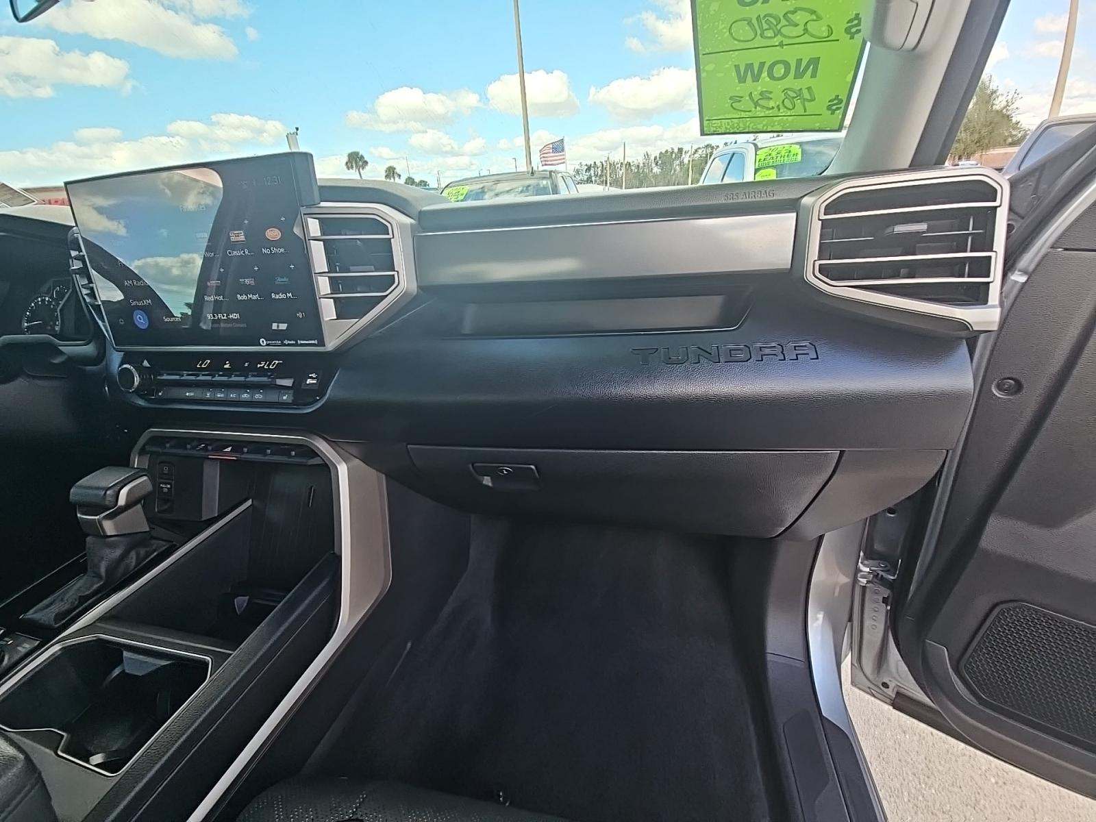 2024 Toyota Tundra SR5 AWD