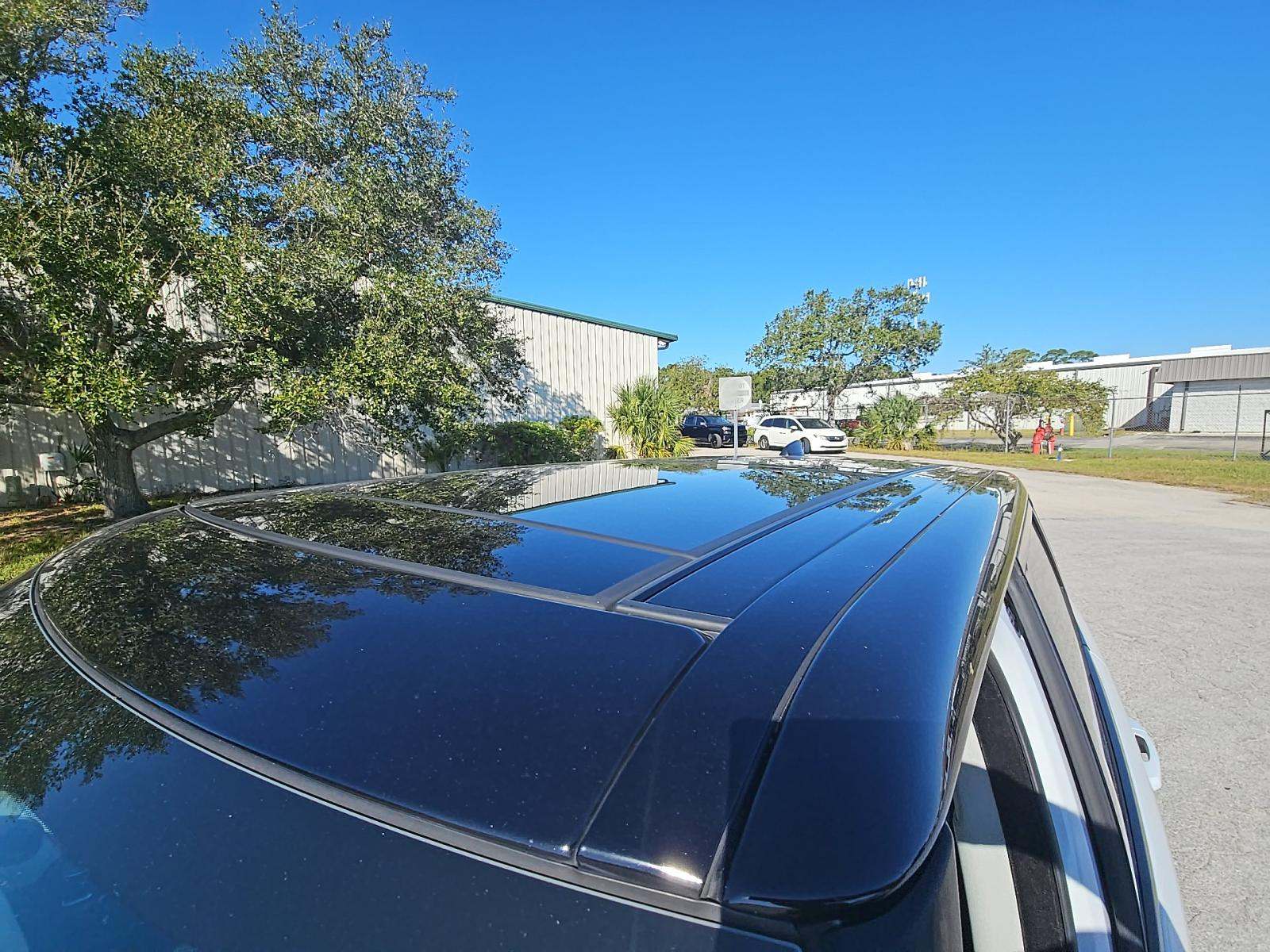 2022 Land Rover Range Rover Sport SVR AWD