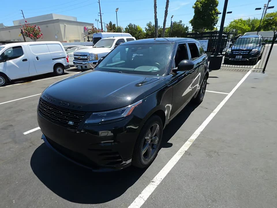 2025 Land Rover Range Rover Velar Dynamic SE AWD