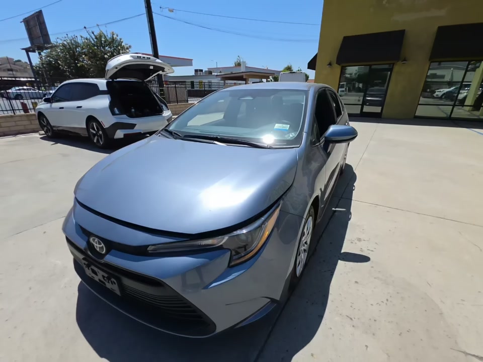 2025 Toyota Corolla LE FWD