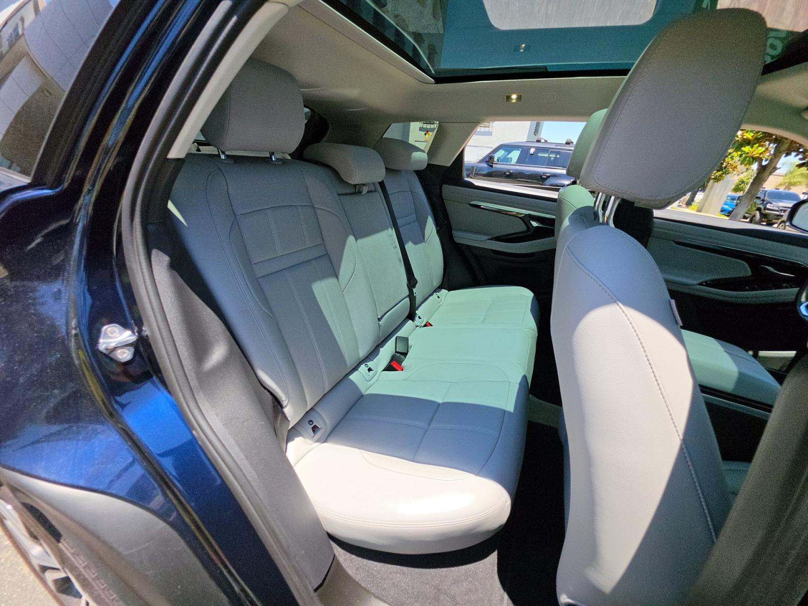 2022 Land Rover Range Rover Evoque SE AWD