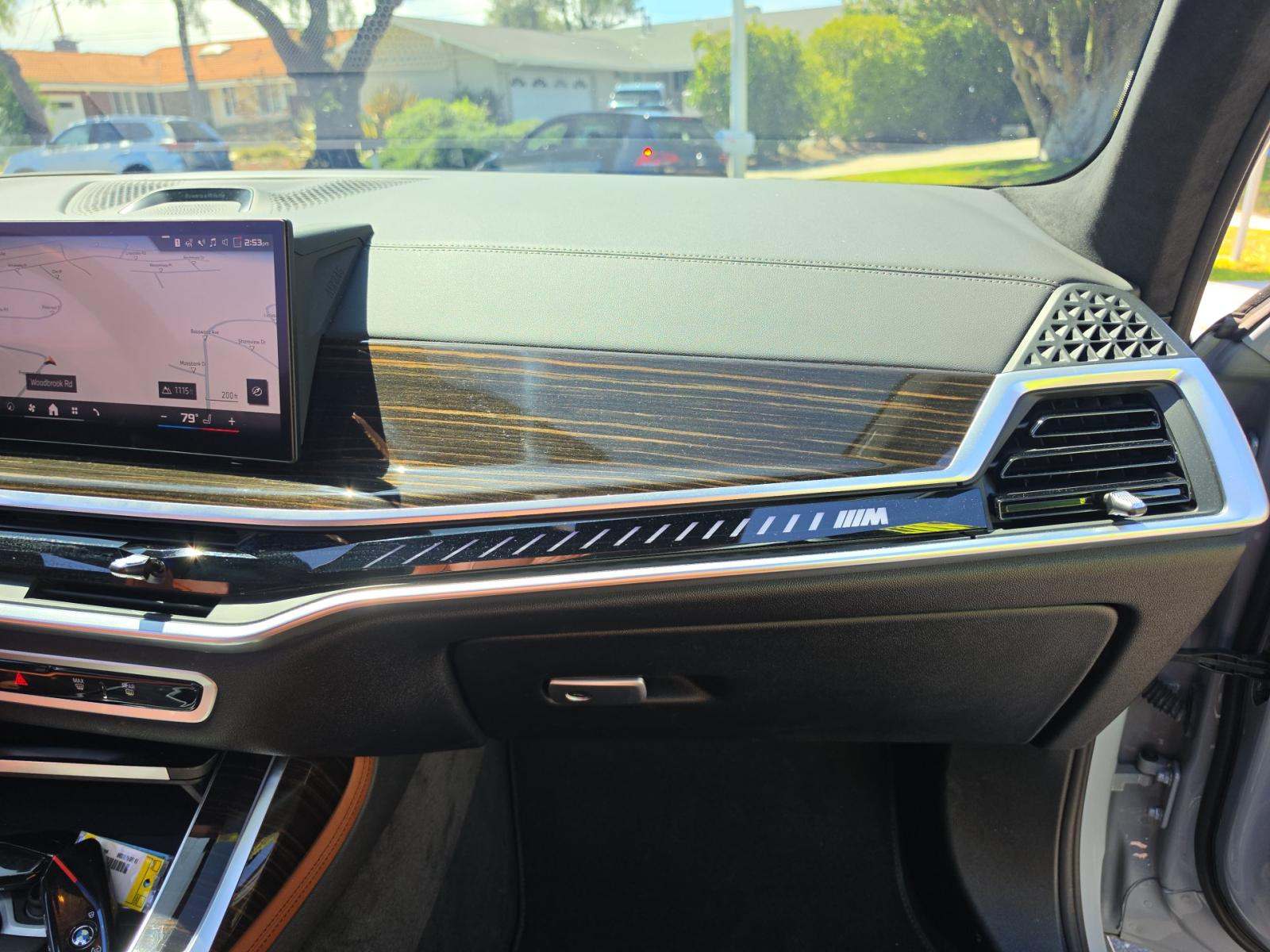 2024 BMW X7 M60i AWD