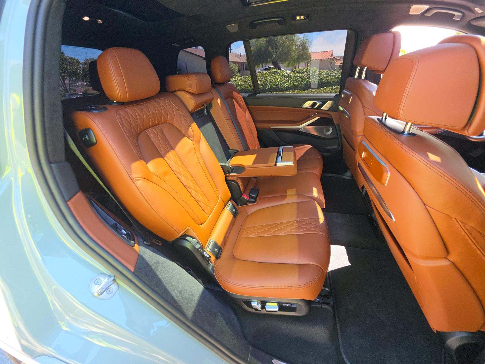 2024 BMW X7 M60i AWD