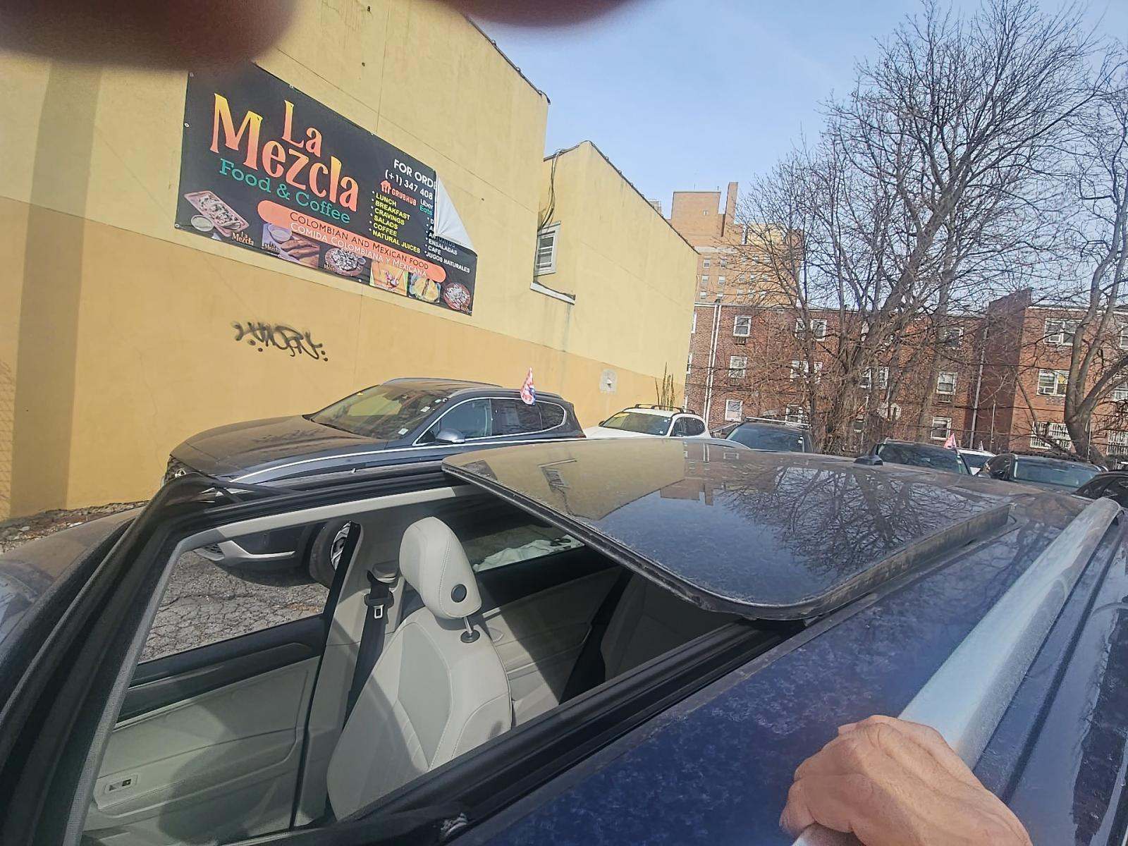 2022 Volkswagen Tiguan 2.0T SE AWD