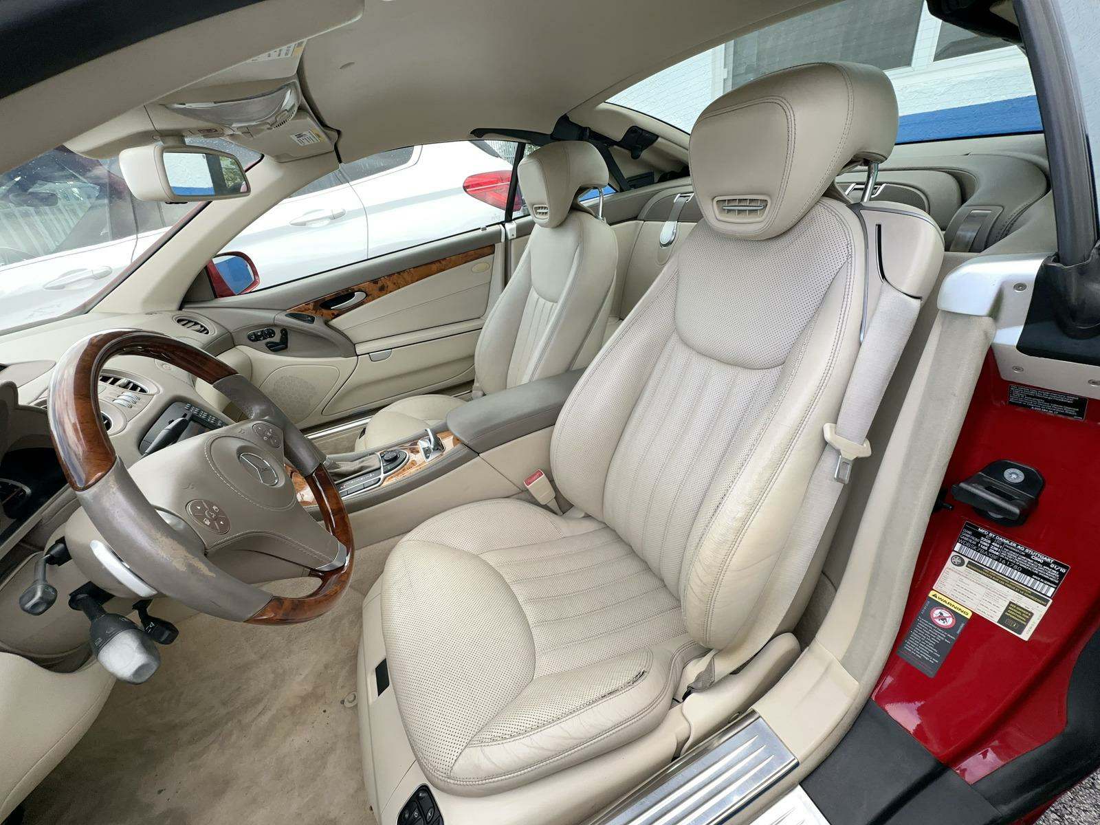 2011 Mercedes-Benz SL-Class SL 550 RWD