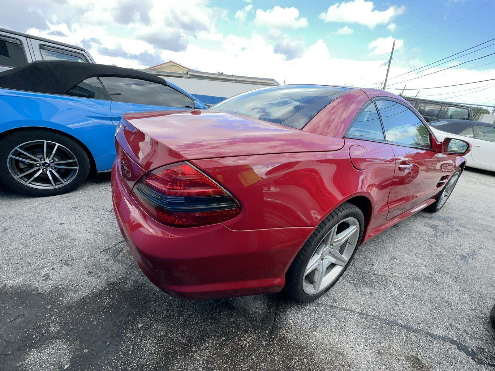 2011 Mercedes-Benz SL-Class SL 550 RWD