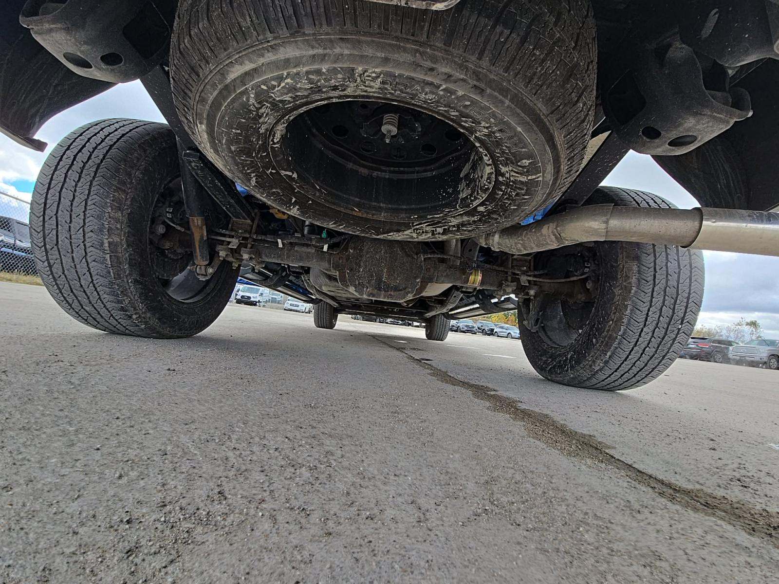 2023 Ford F-150 Lariat AWD