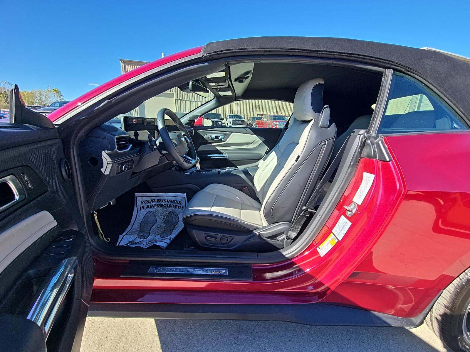 2025 Ford Mustang EcoBoost Premium RWD