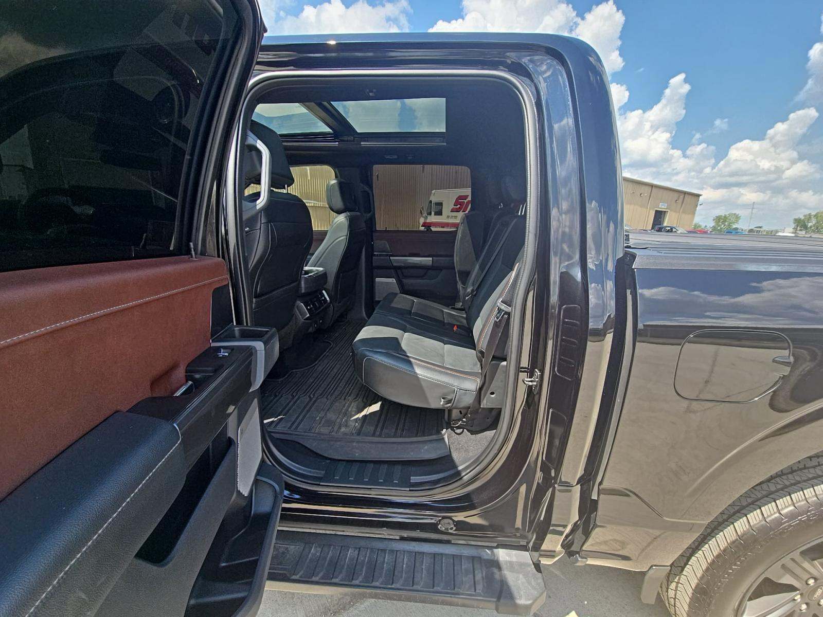 2023 Ford F-150 Lariat AWD