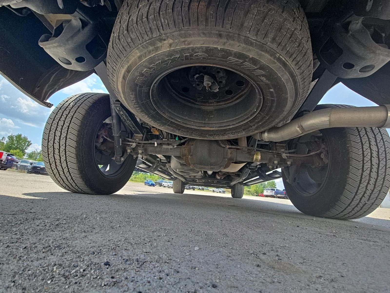 2023 Ford F-150 Lariat AWD