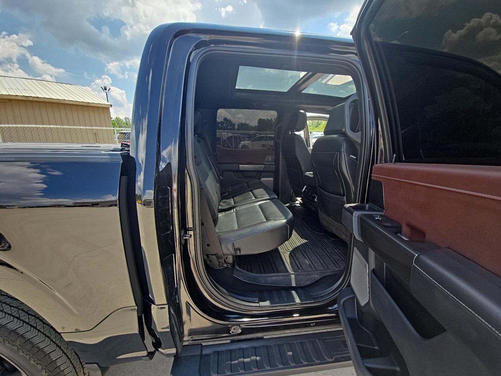 2023 Ford F-150 Lariat AWD