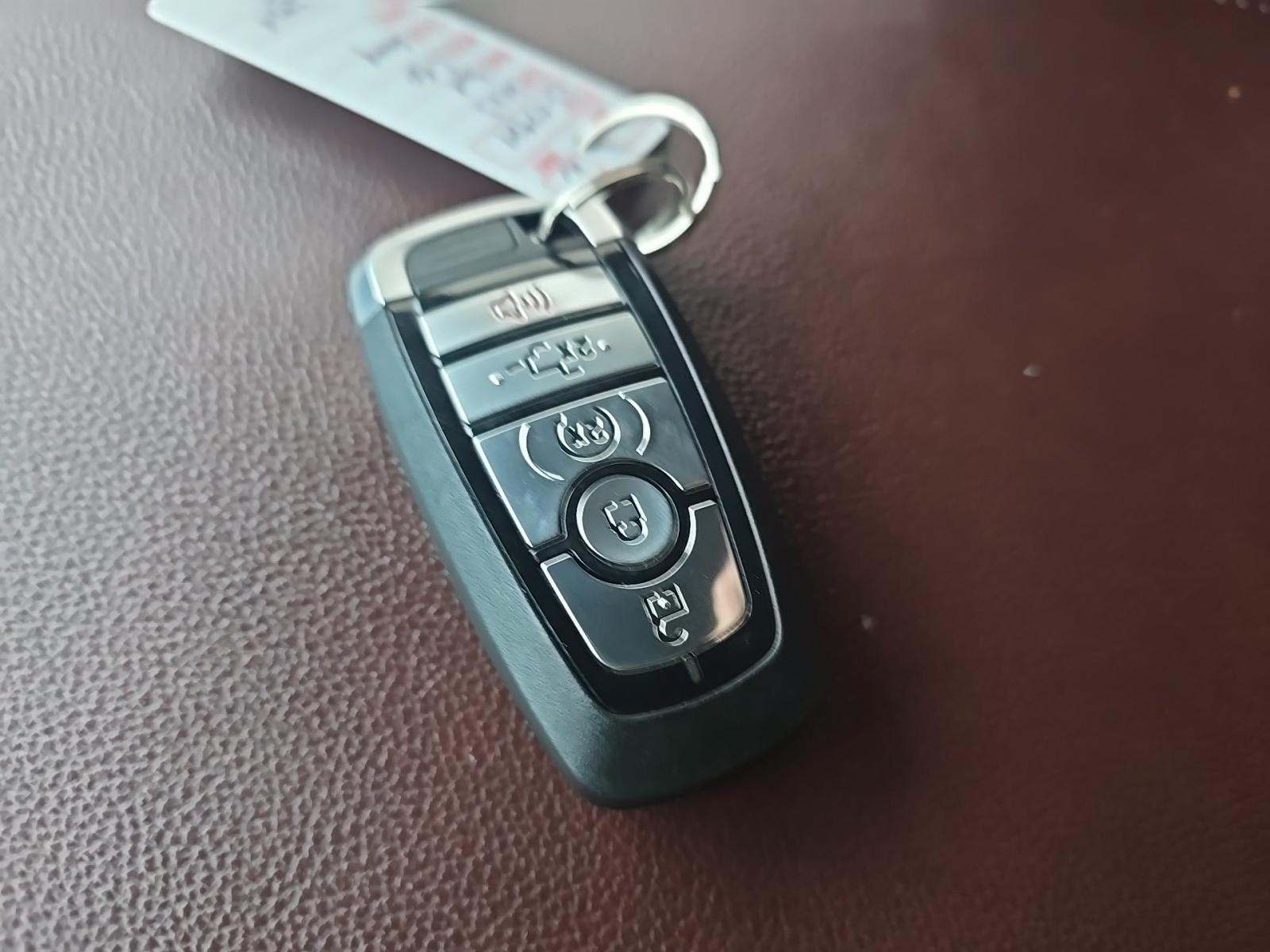 2023 Ford F-150 Lariat AWD