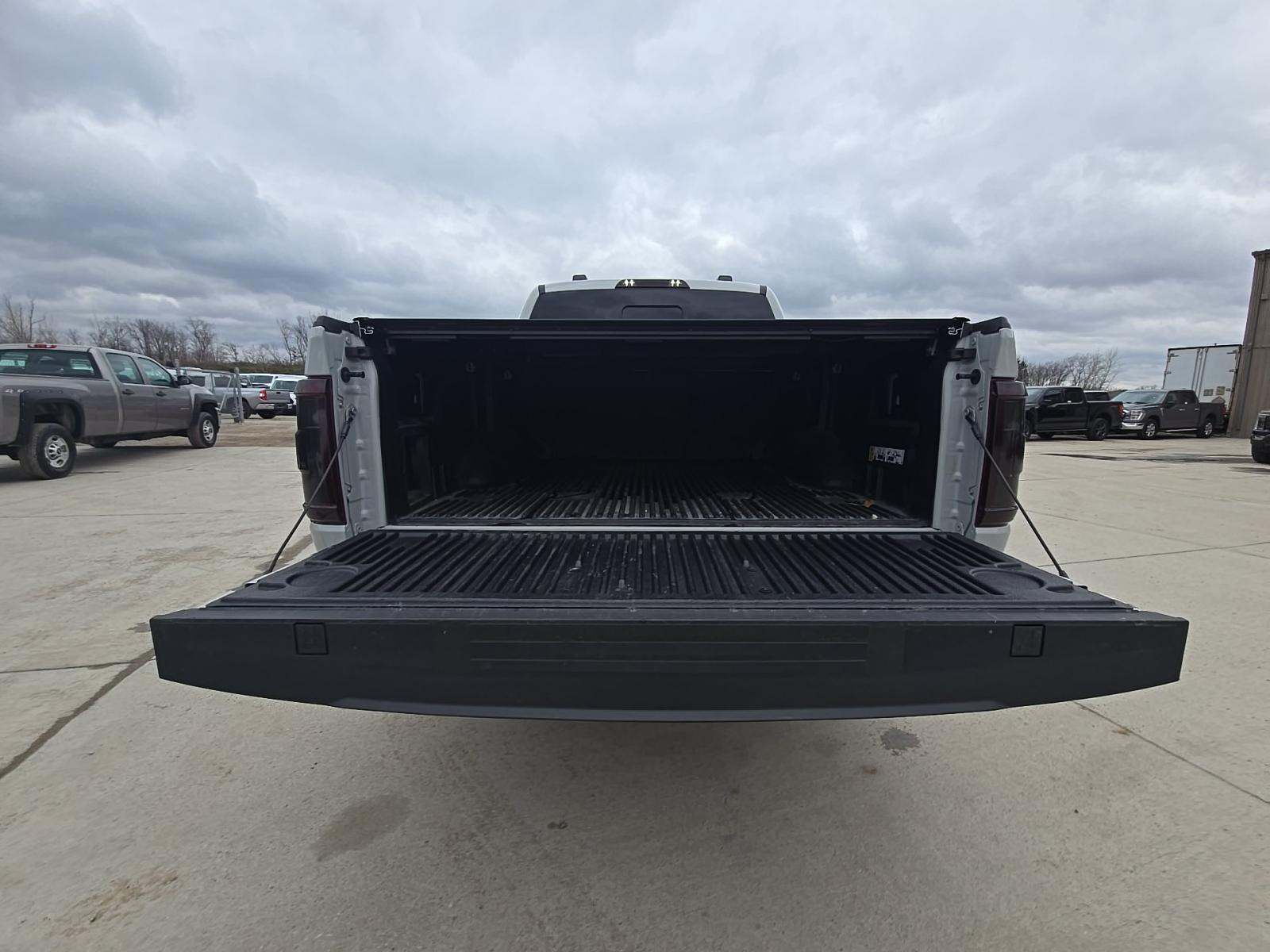 2023 Ford F-150 Lariat AWD