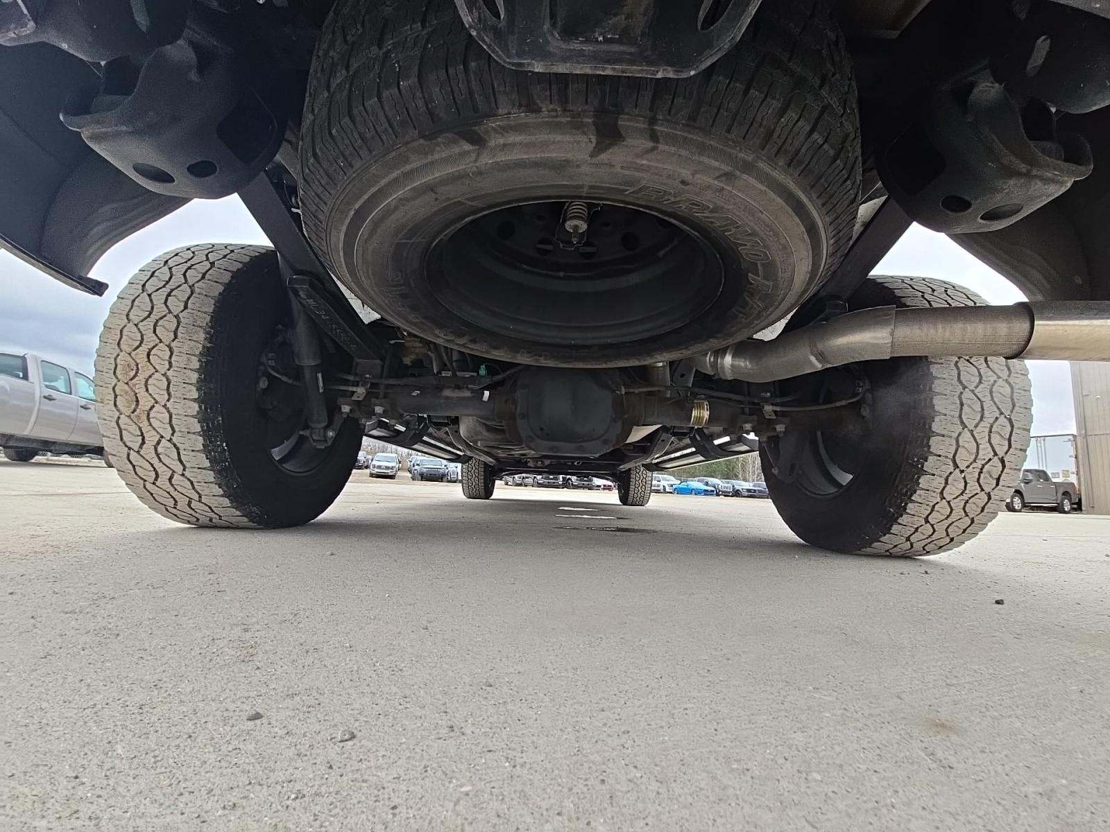 2023 Ford F-150 Lariat AWD