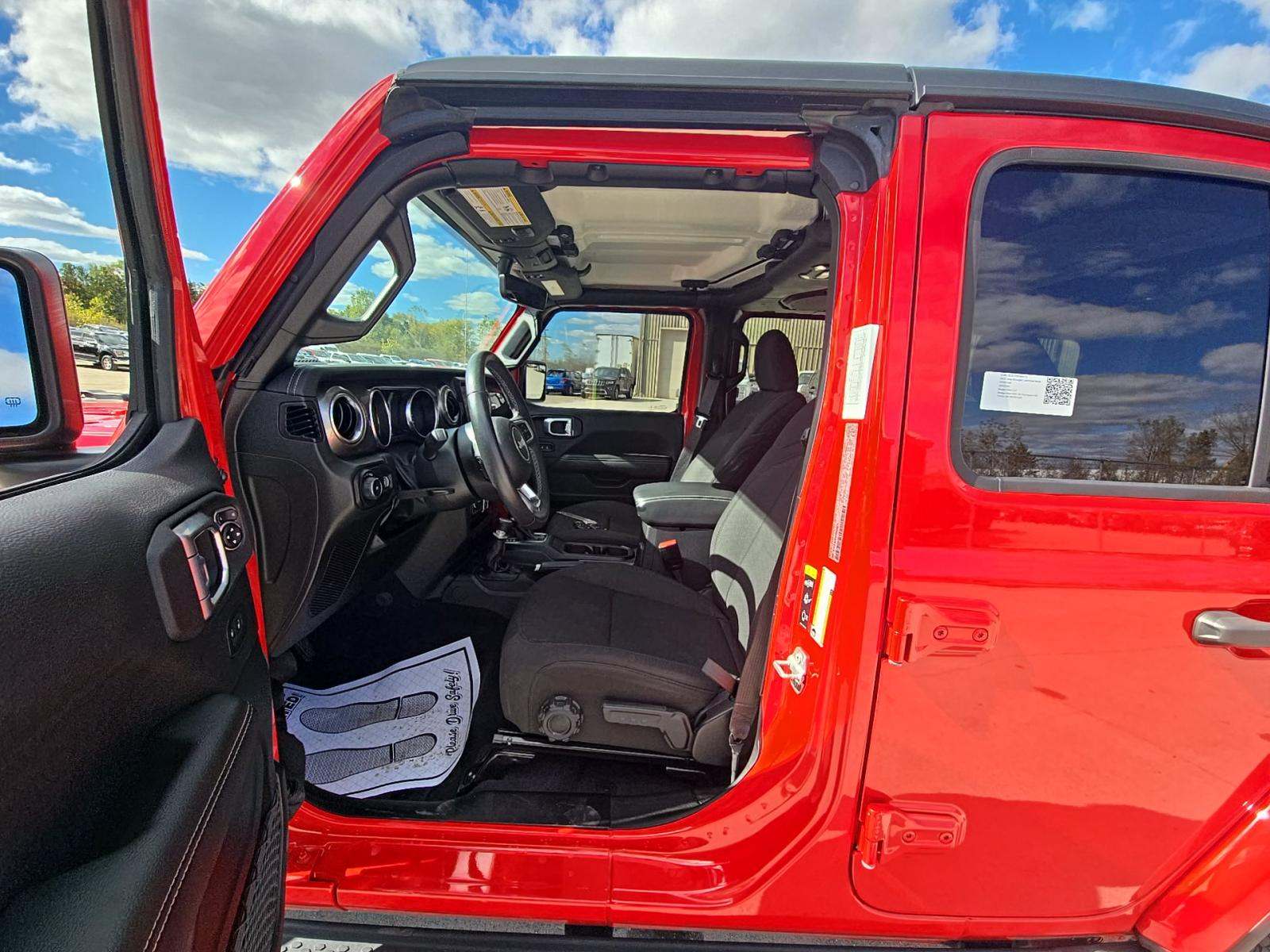 2023 Jeep Wrangler Sahara AWD