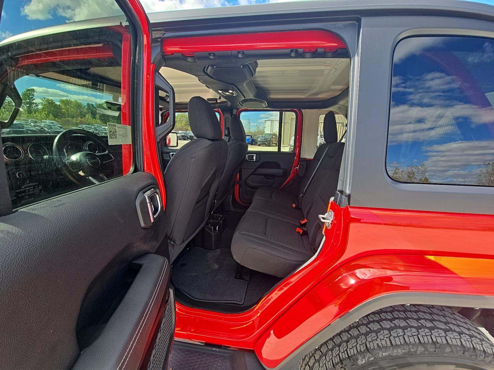 2023 Jeep Wrangler Sahara AWD