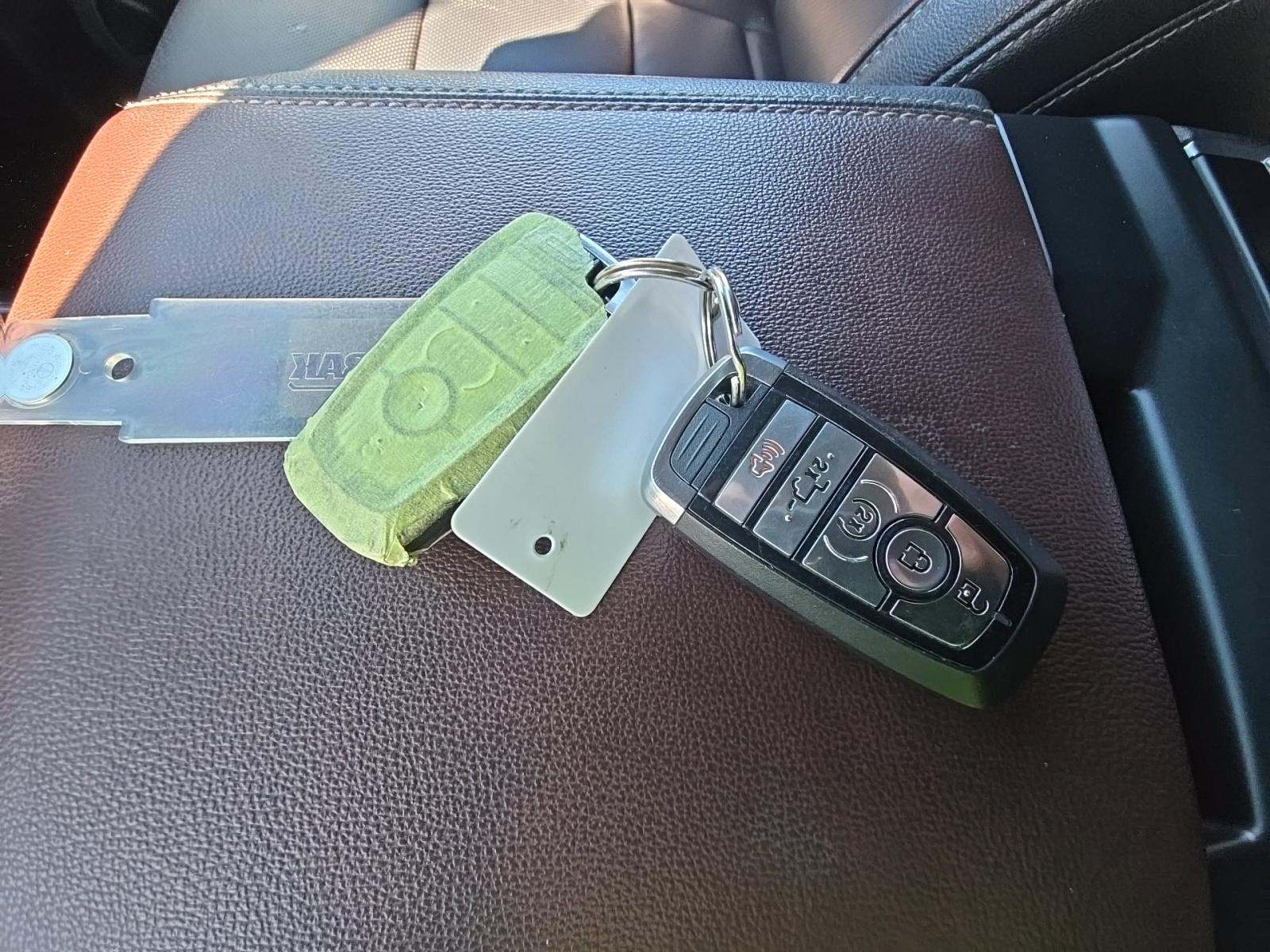 2022 Ford F-150 Hybrid Lariat AWD