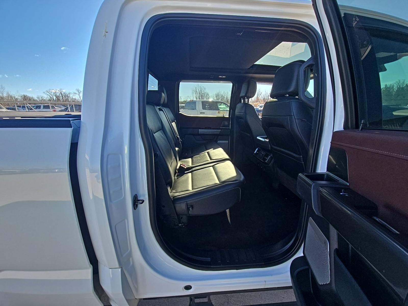 2022 Ford F-150 Hybrid Lariat AWD