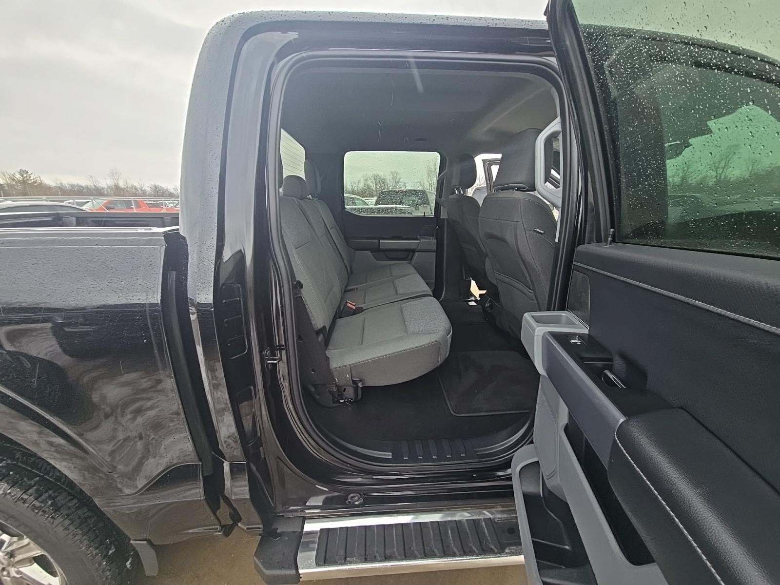 2024 Ford F-150 XLT AWD