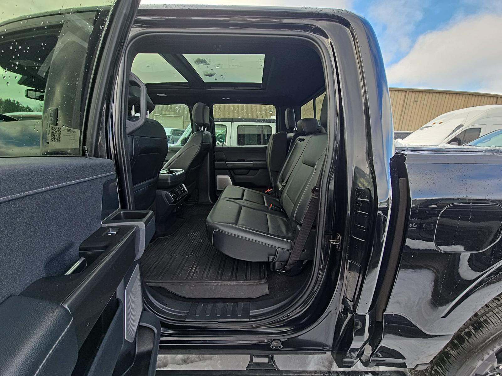 2023 Ford F-150 Hybrid Lariat AWD