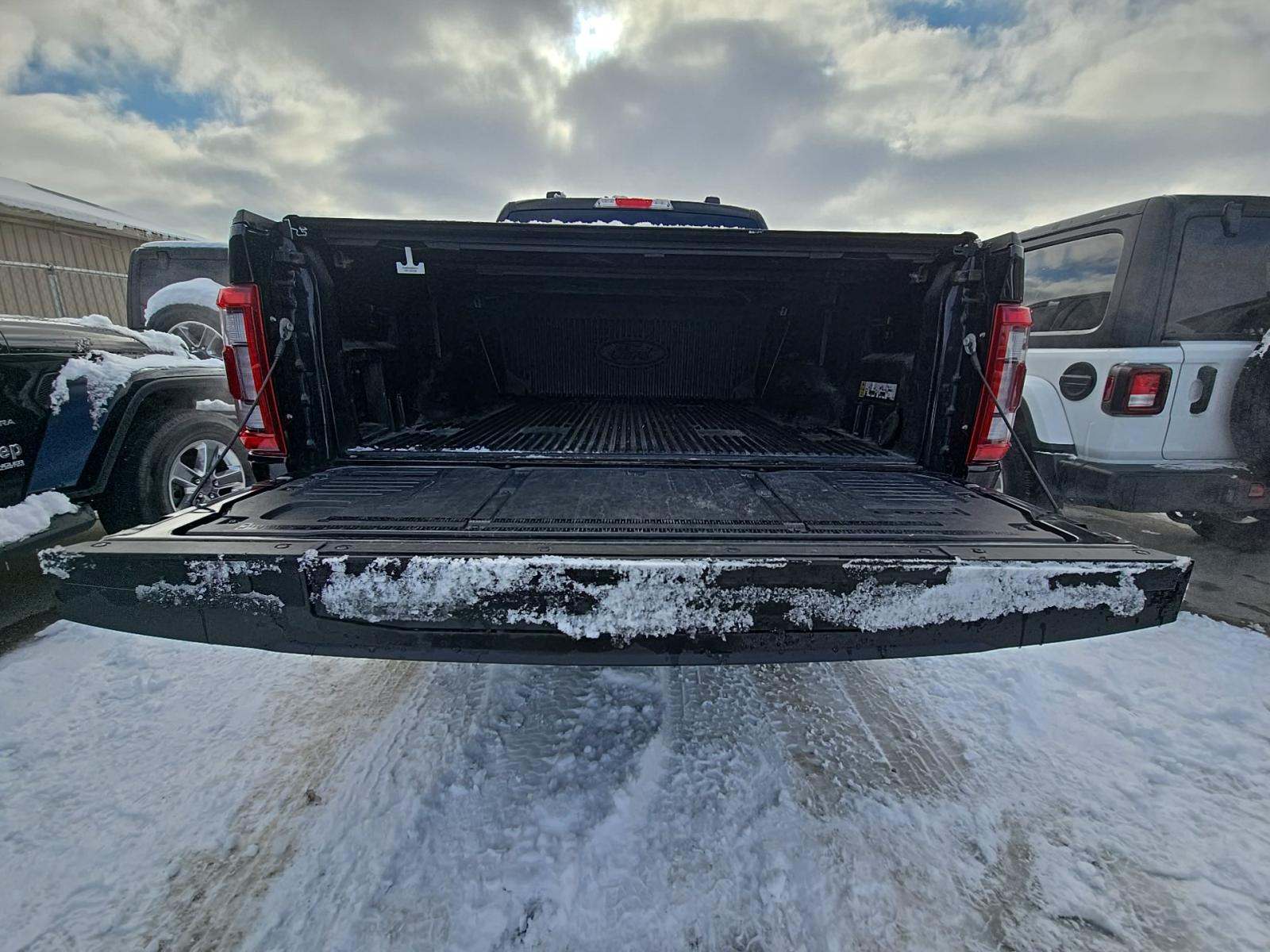 2023 Ford F-150 Hybrid Lariat AWD