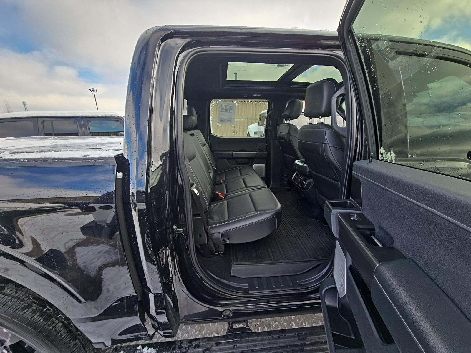 2023 Ford F-150 Hybrid Lariat AWD