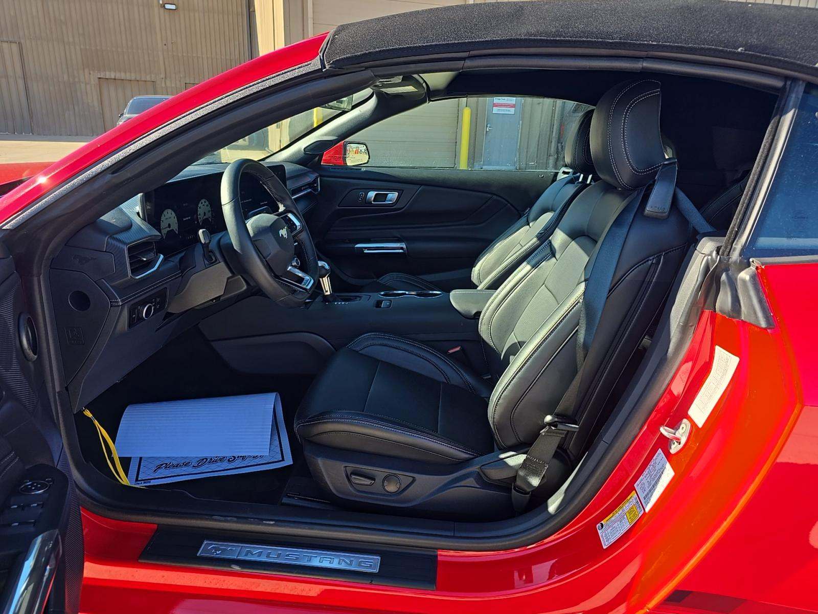 2025 Ford Mustang EcoBoost Premium RWD