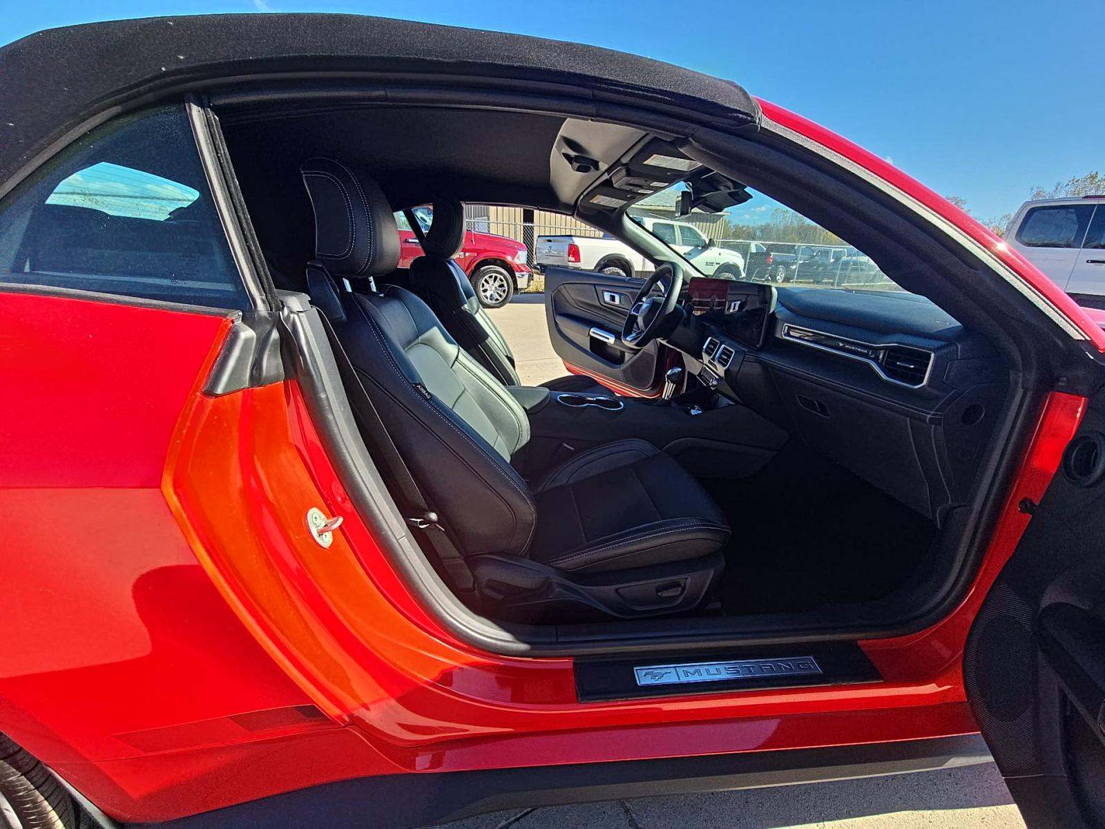 2025 Ford Mustang EcoBoost Premium RWD