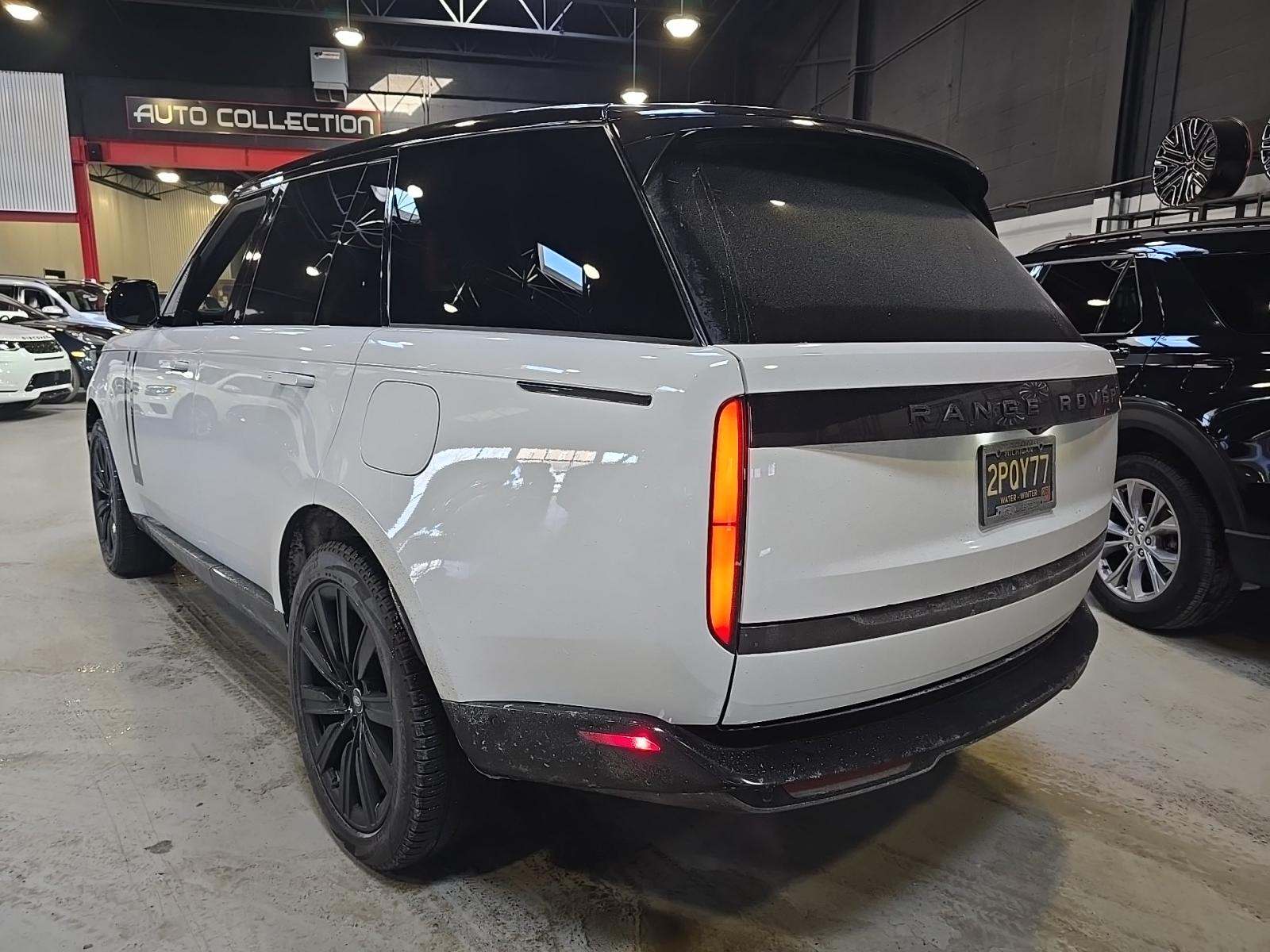 2025 Land Rover Range Rover Plug-In Hybrid SE AWD