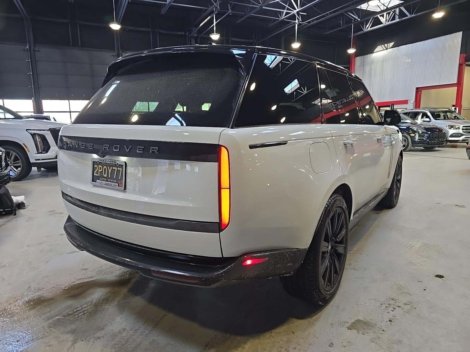 2025 Land Rover Range Rover Plug-In Hybrid SE AWD
