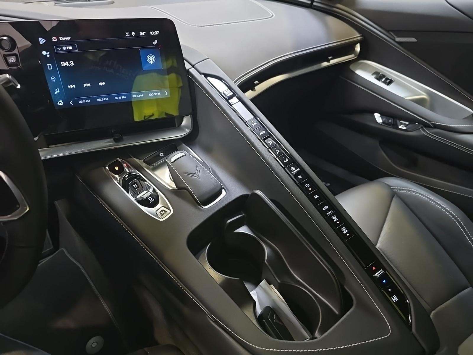 CHEVROLET CORVETTE - 10