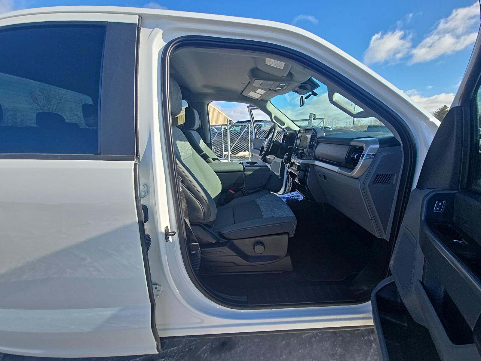 2023 Ford F-150 XL AWD