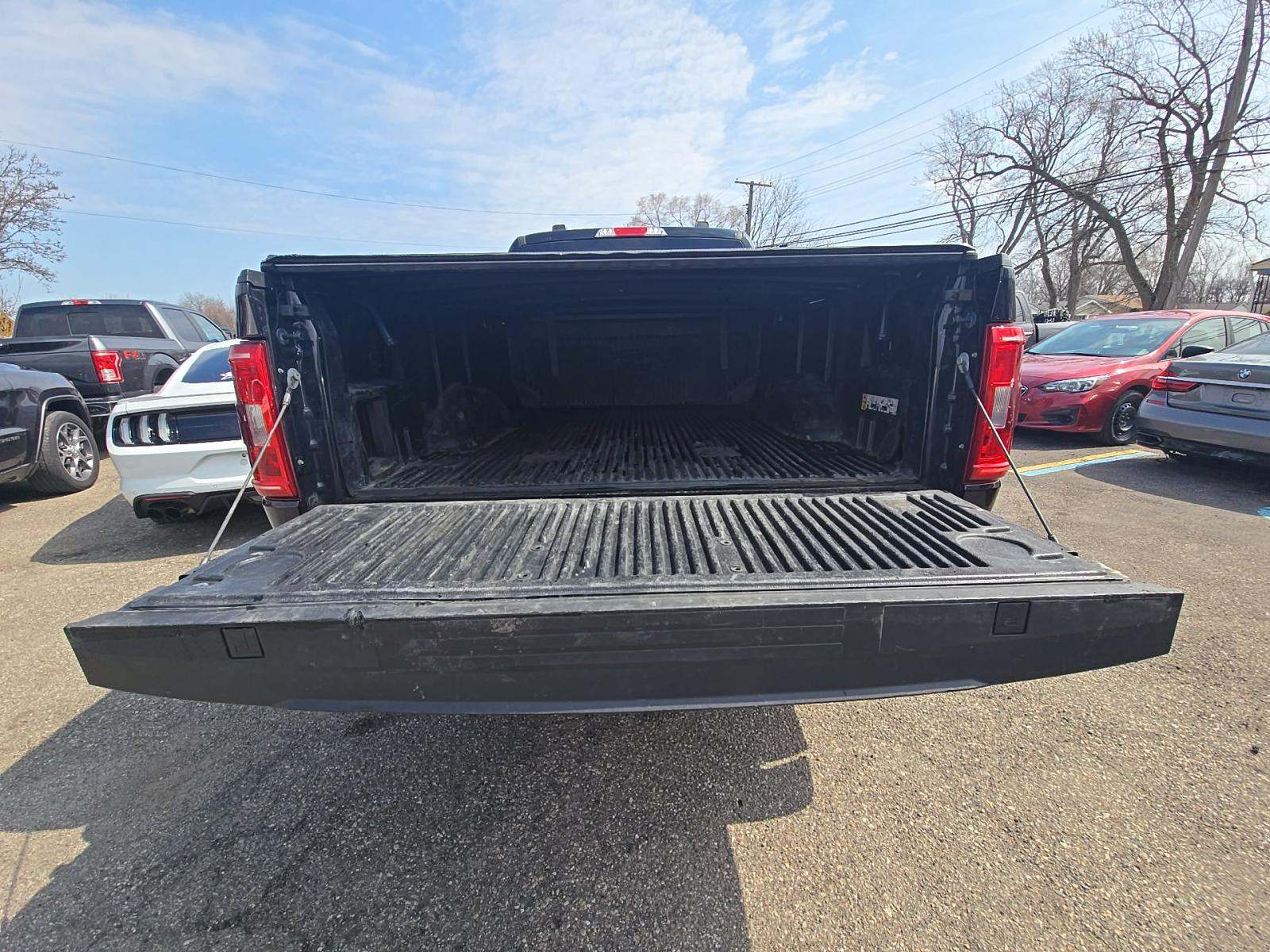 2023 Ford F-150 XLT AWD