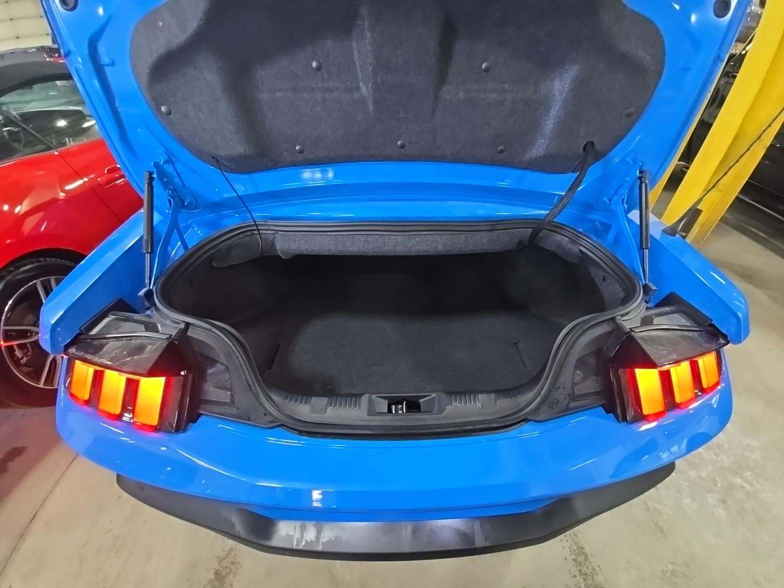 2025 Ford Mustang EcoBoost Premium RWD