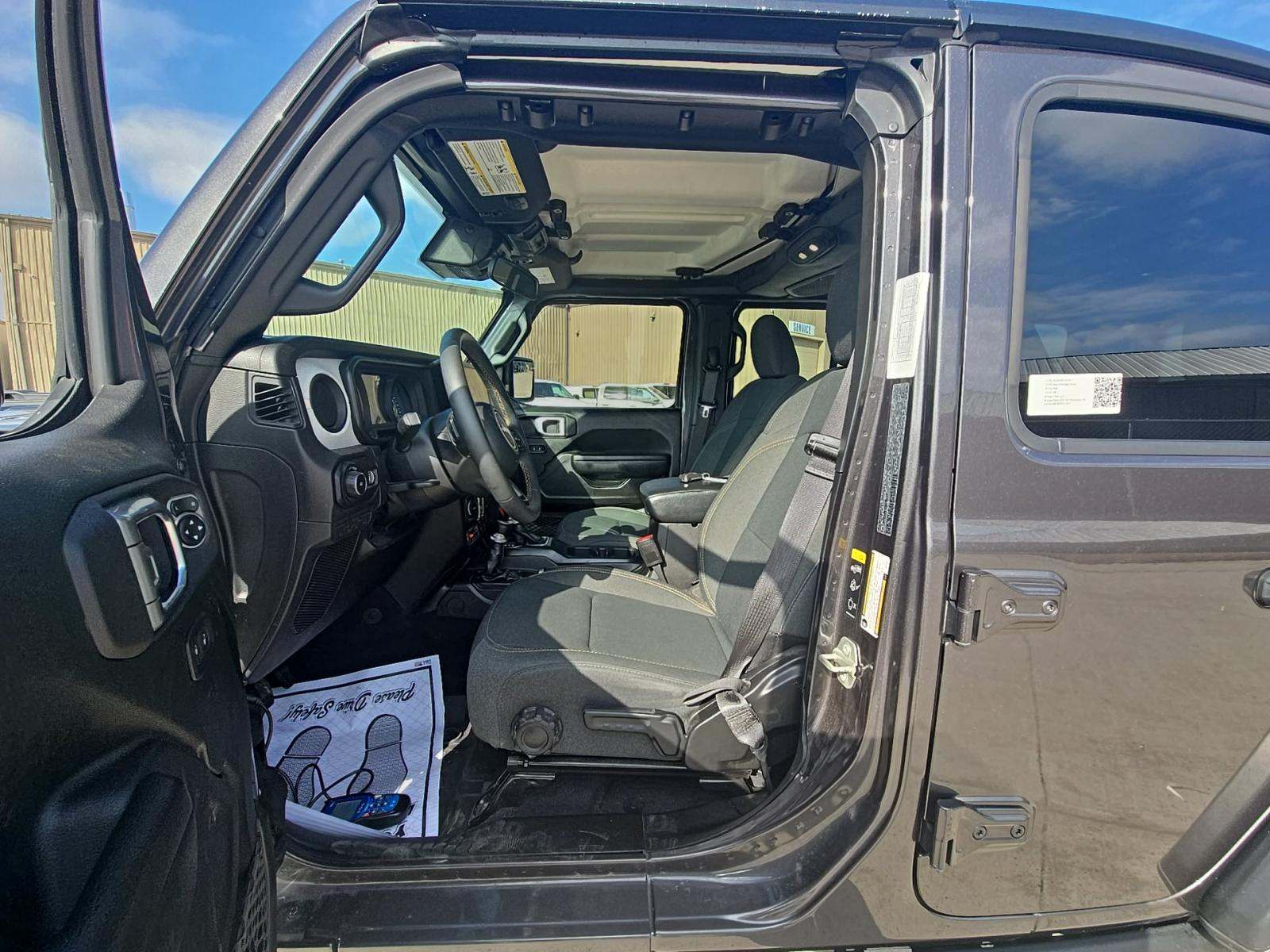 2024 Jeep Wrangler Willys AWD