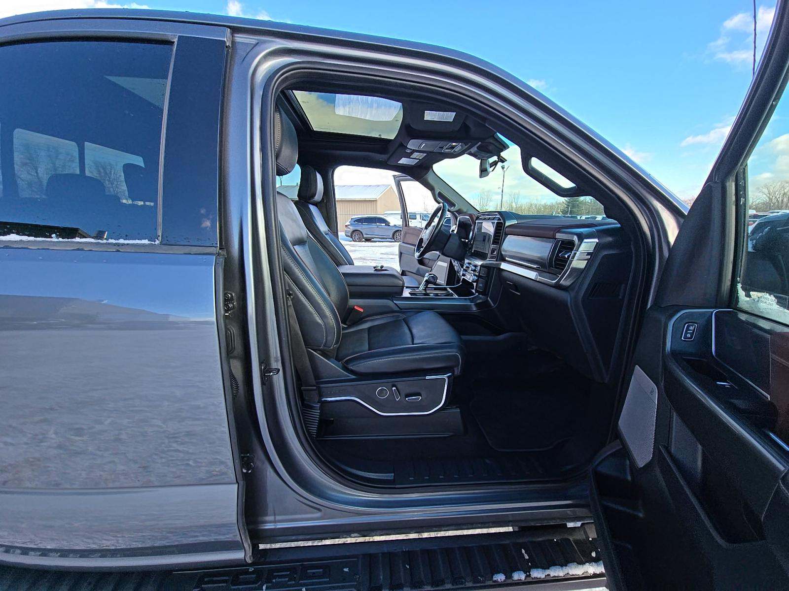 2023 Ford F-150 Lariat AWD