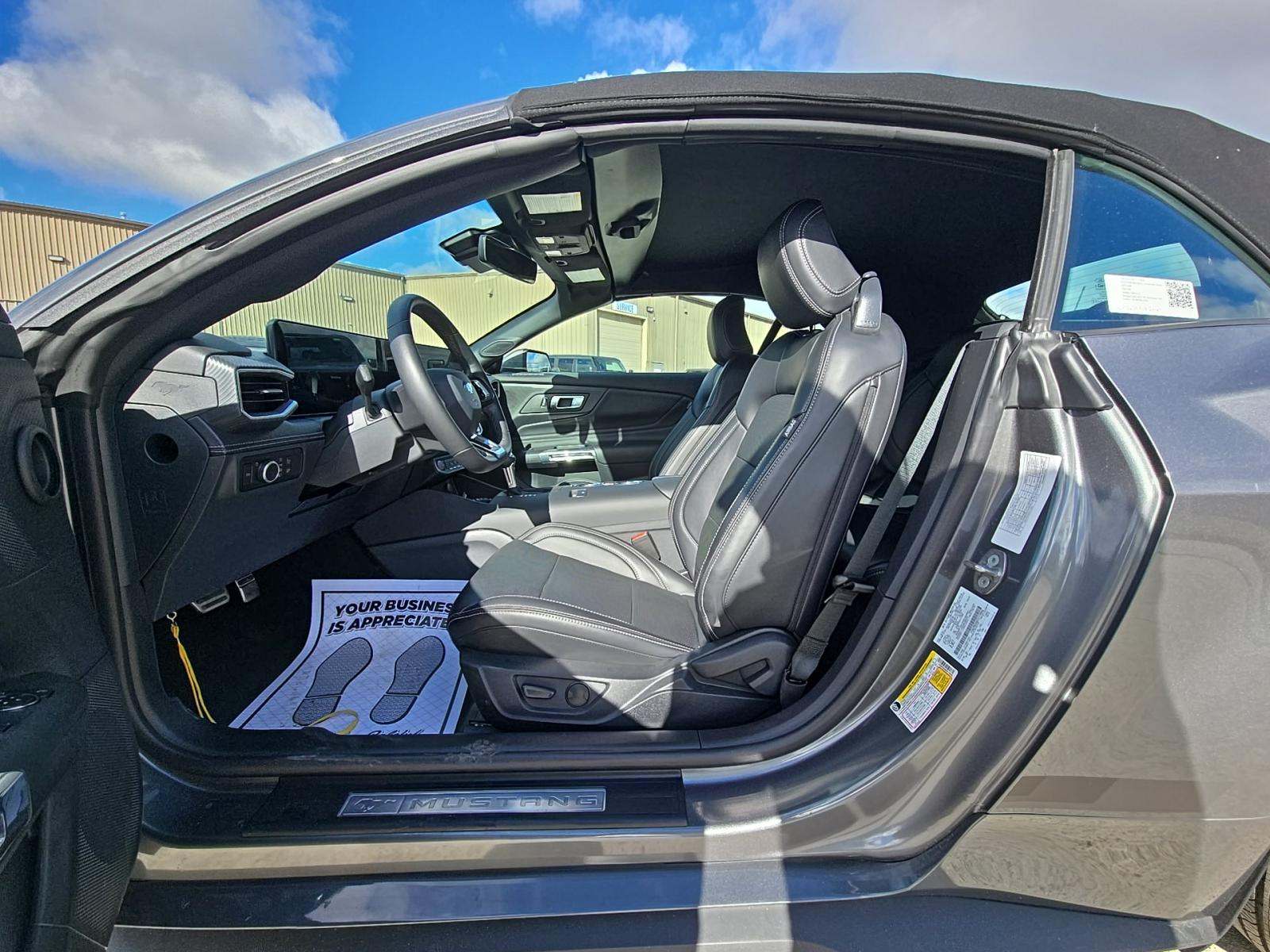 2025 Ford Mustang EcoBoost Premium RWD