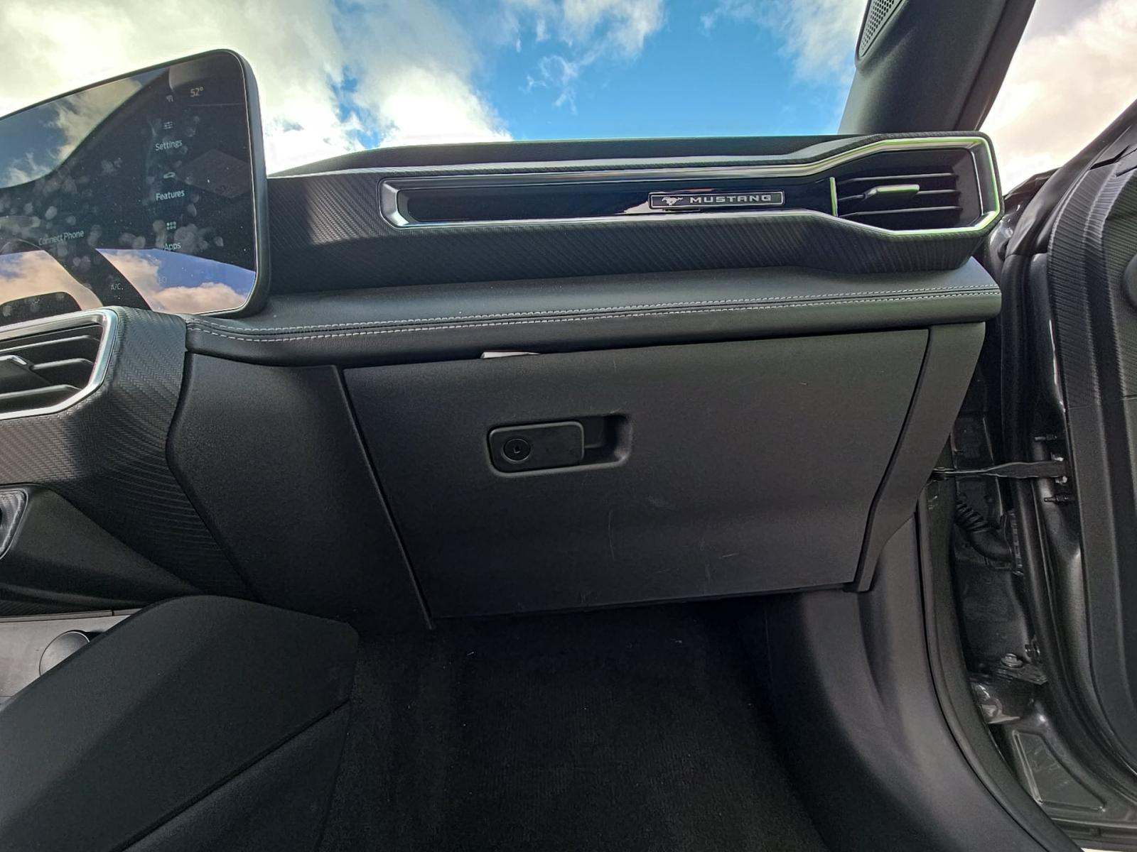 2025 Ford Mustang EcoBoost Premium RWD