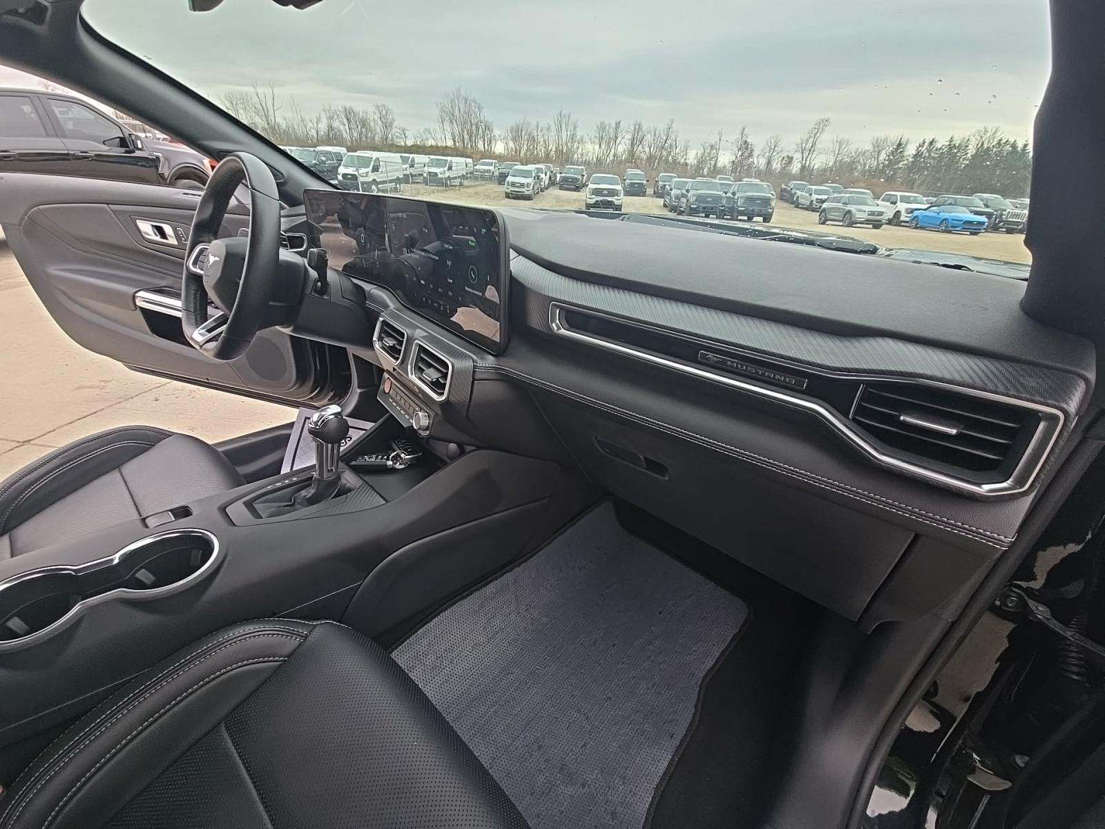 2025 Ford Mustang EcoBoost Premium RWD