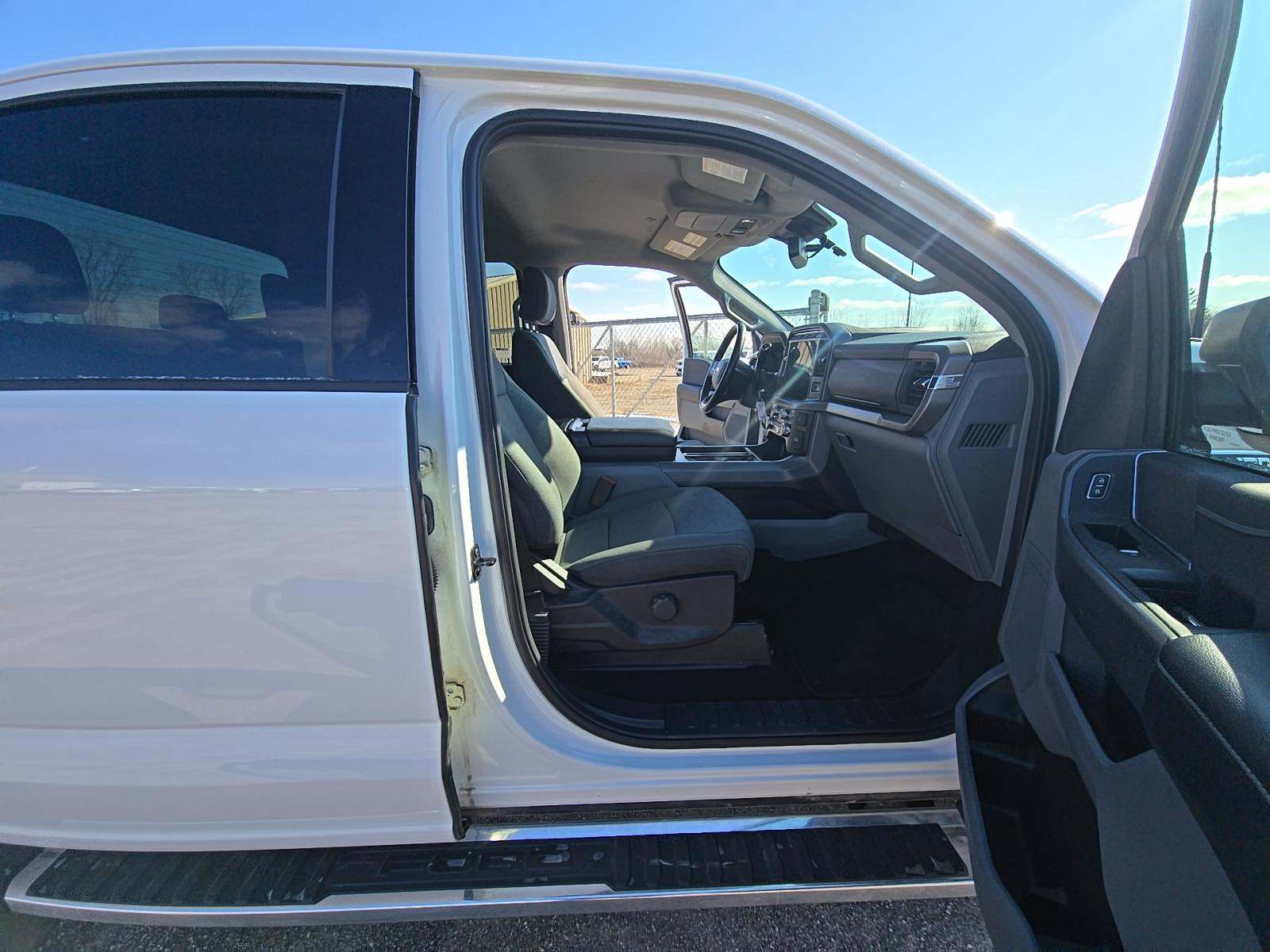 2024 Ford F-150 XLT AWD