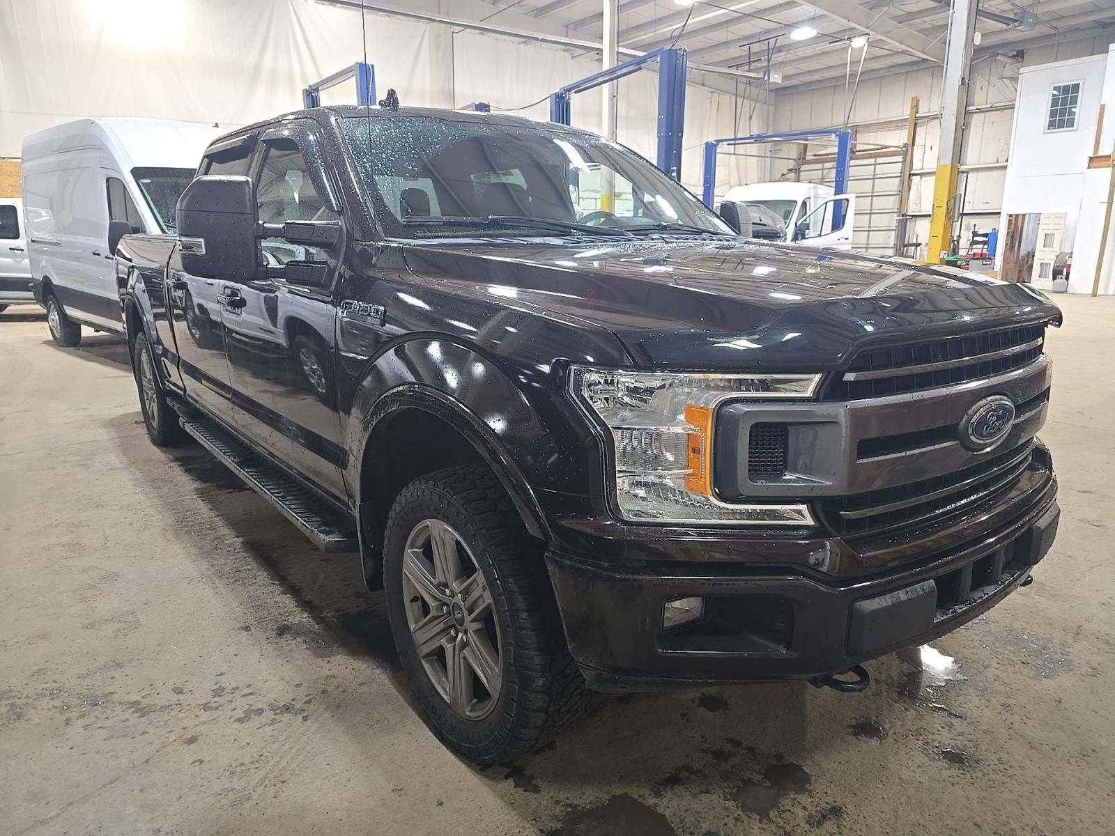 FORD F-150 - 4