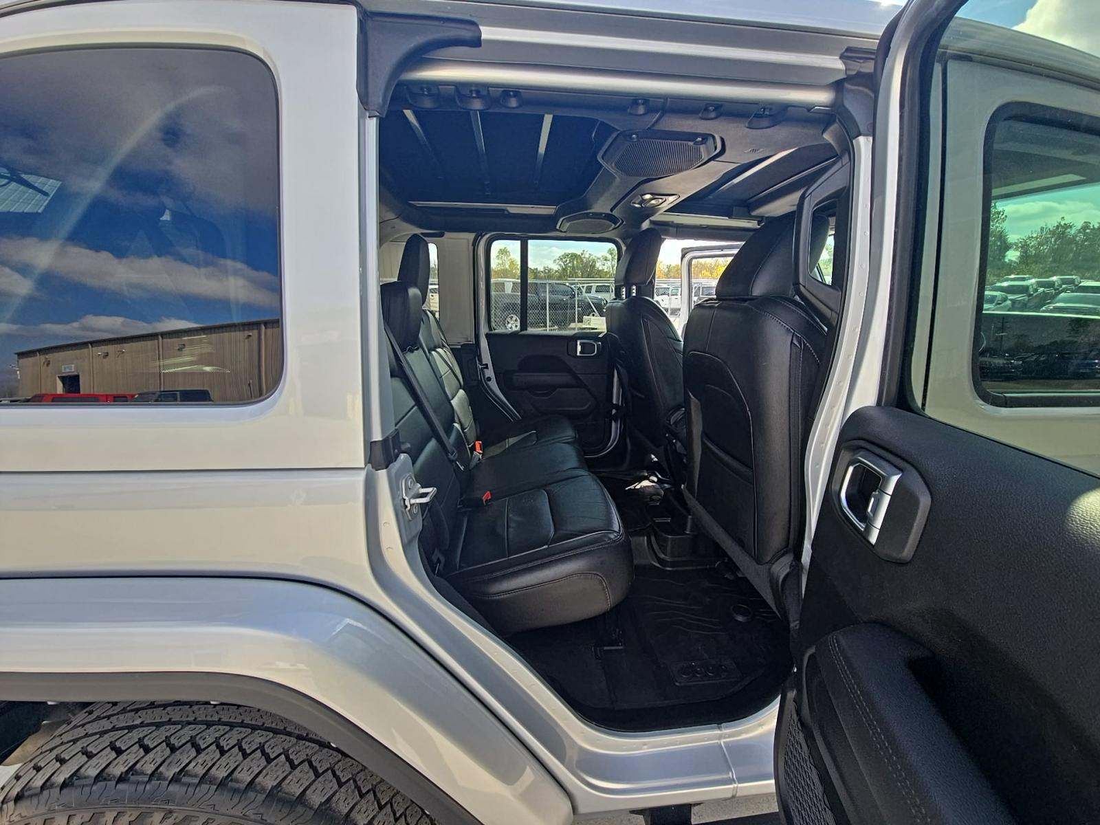 2022 Jeep Wrangler Unlimited Sahara Altitude Edition AWD