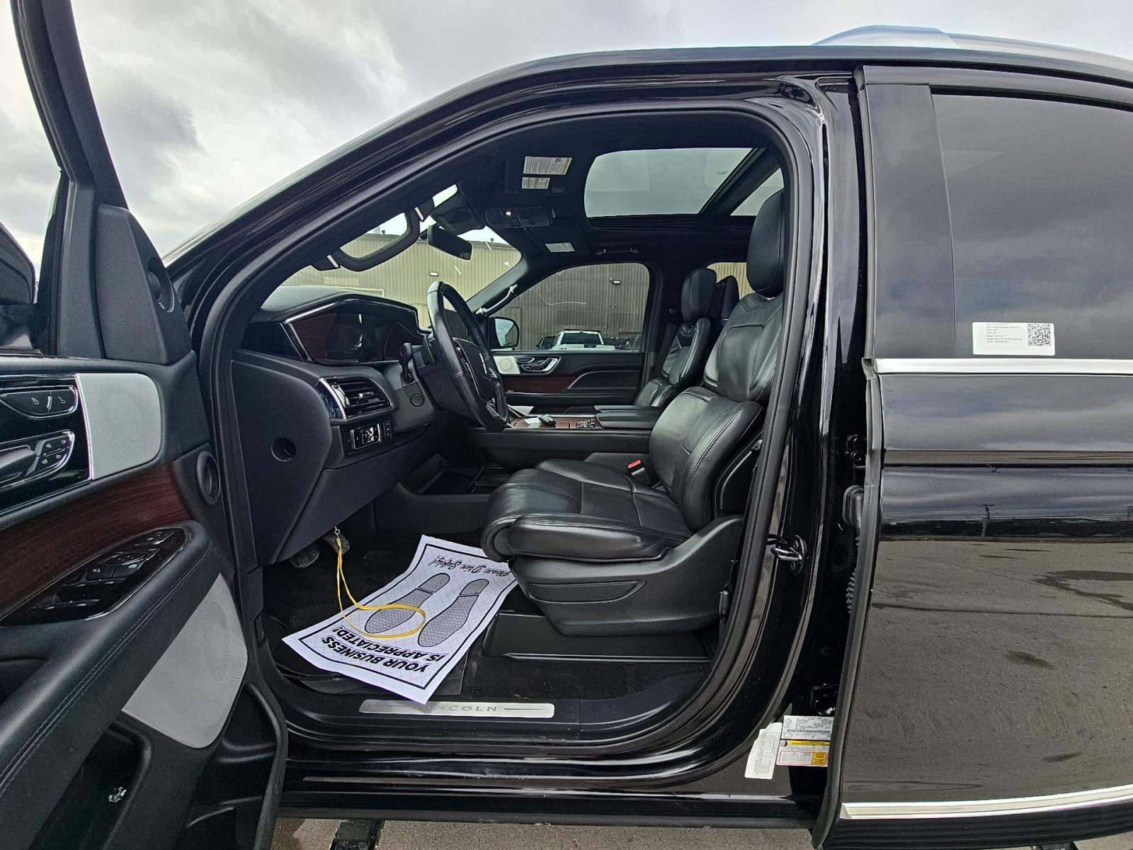 2023 Lincoln Navigator L Reserve AWD
