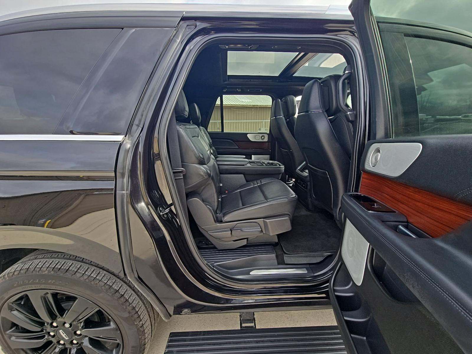 2023 Lincoln Navigator L Reserve AWD
