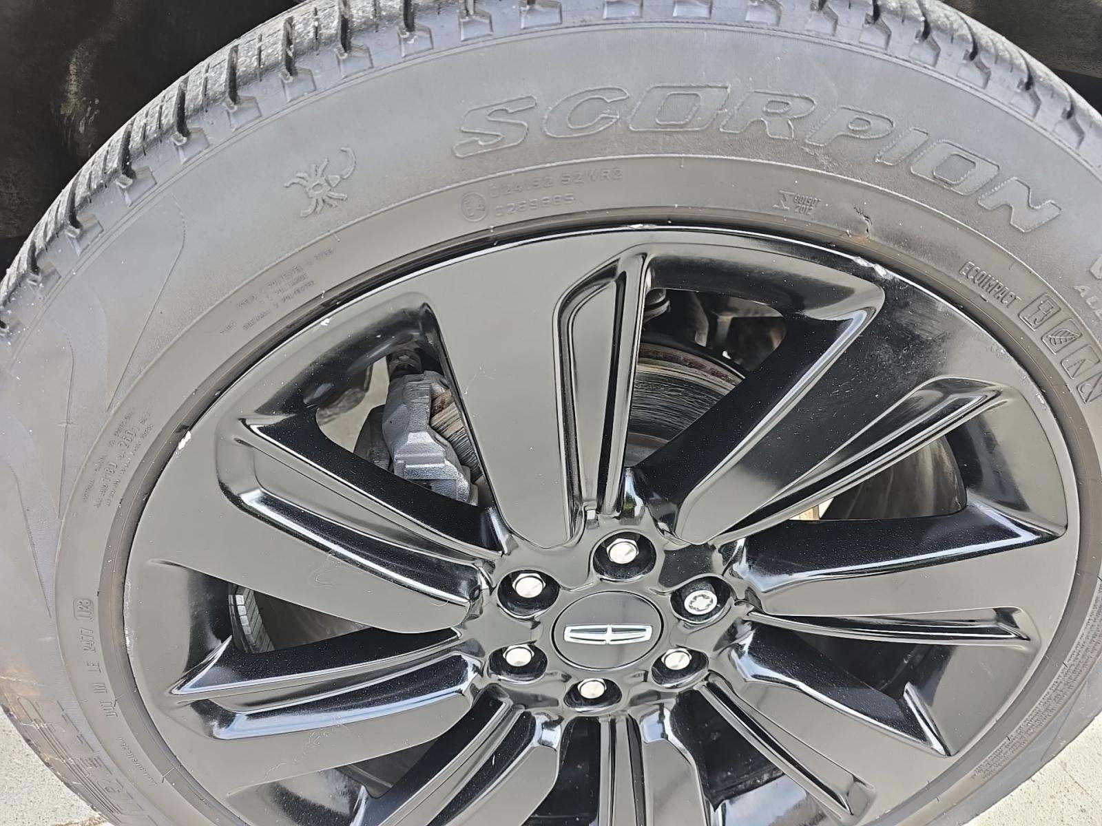 2023 Lincoln Navigator L Reserve AWD