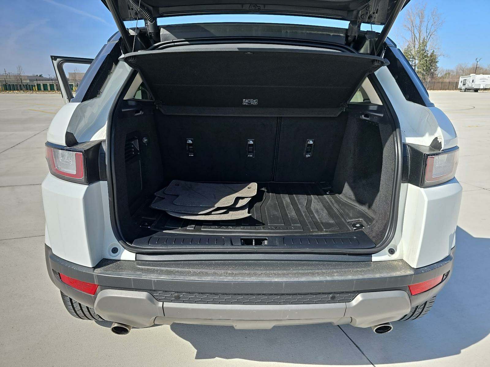 2019 Land Rover Range Rover Evoque SE Premium AWD