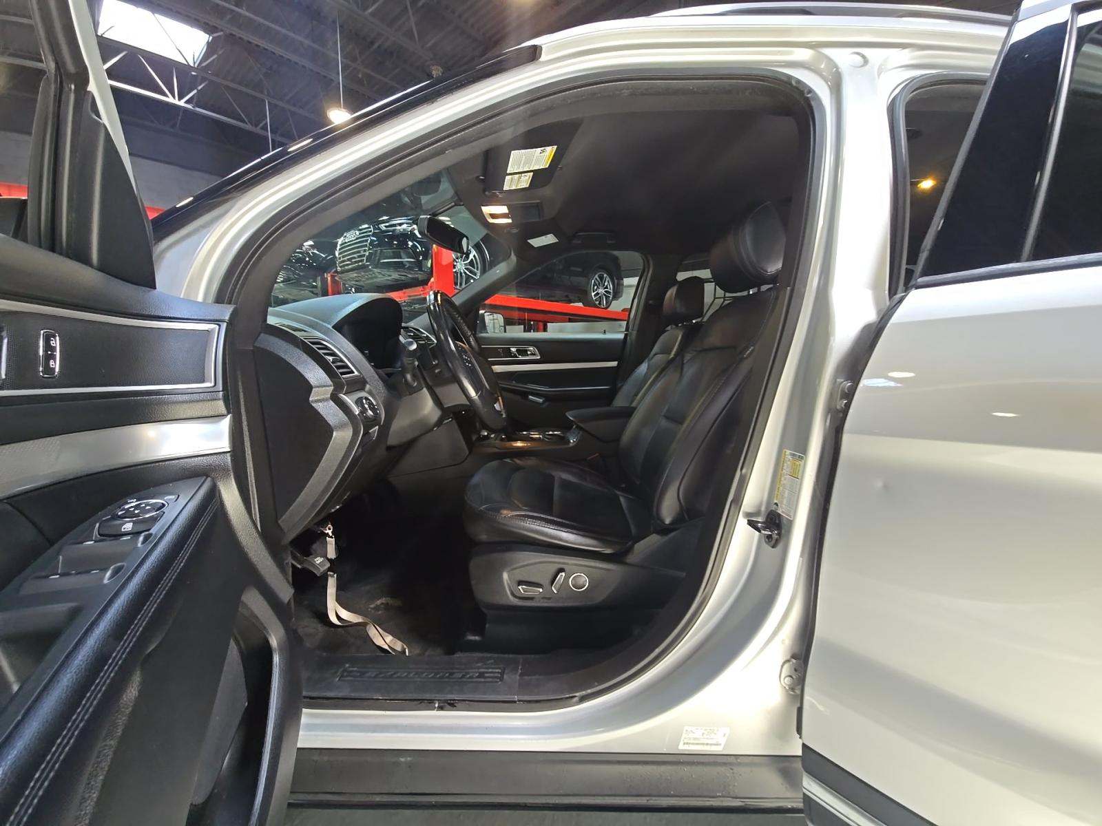 FORD EXPLORER - 6